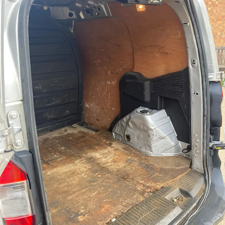 Ford Transit Courier Van 2015